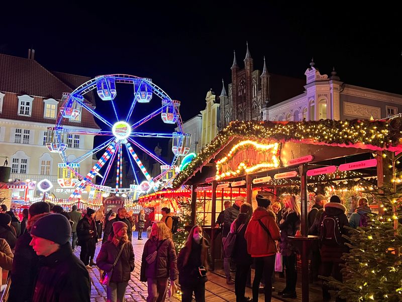 Weihnachtsmarkt Stralsund ältester Weihnachtsmarkt an der Ostsee ist